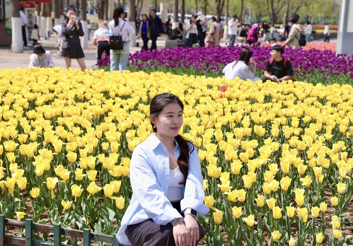 “泉”在济南过五一｜花海经济热度不减