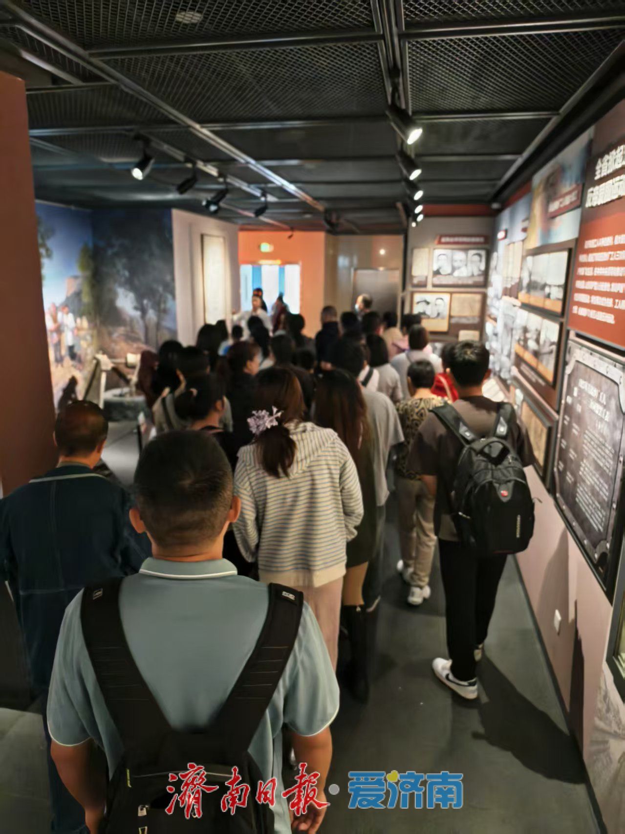 双节假期红色课堂“热”起来！山东早期历史纪念馆故事会唤醒峥嵘记忆