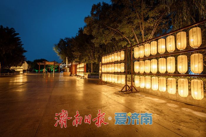 一年四季 泉在济南 