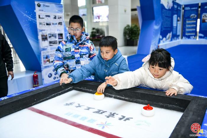 多元体验激活消费新场景，济南市冰雪体育展助力城市经济“热”起来