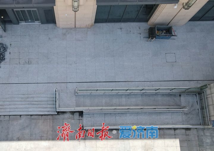 济南站增设北站房项目外装基本结束