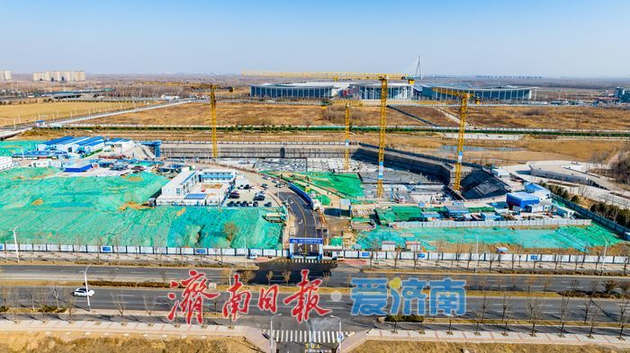 紧邻黄河会展中心，起步区将迎首个五星级酒店群