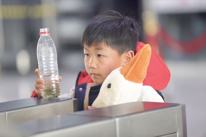 春节假期余额不足 济南火车站迎来返程高峰