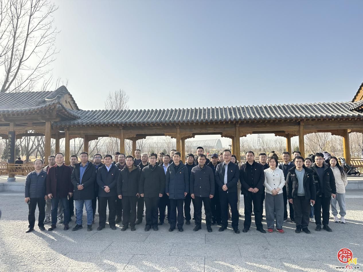 党建引领凝共识 校地融合赋新能——济南市水利工程服务中心与山东建筑大学成功举办“泉生济南”专题党课暨校地合作共建