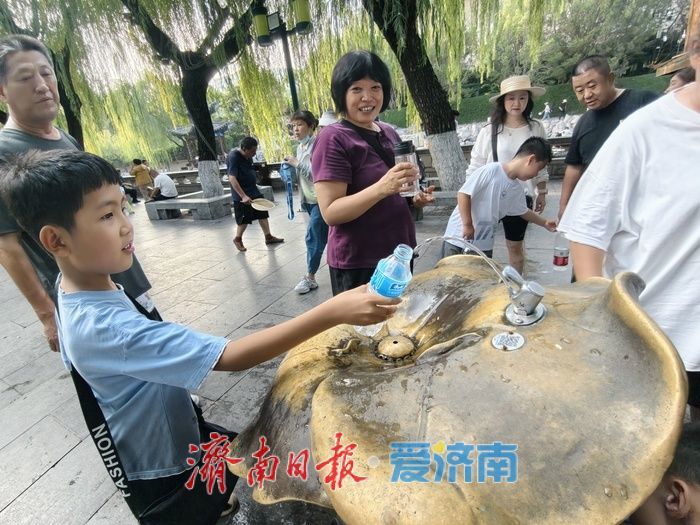 一年四季 泉在济南丨品泉水解清凉