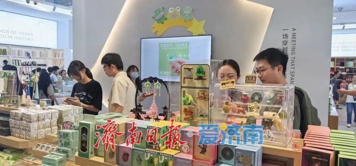 国庆首日人气爆棚！近两万人涌进山东博物馆享受文化盛宴