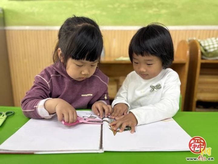 “书”心童梦  “阅”见美好——济南市天桥区幼教中心实验幼儿园全民阅读活动周活动