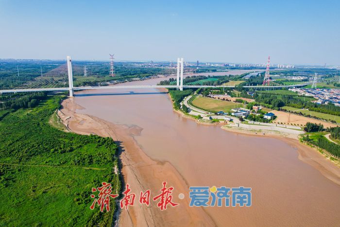 一年四季 泉在济南丨黄河秋韵 大河岸畔展生态画卷