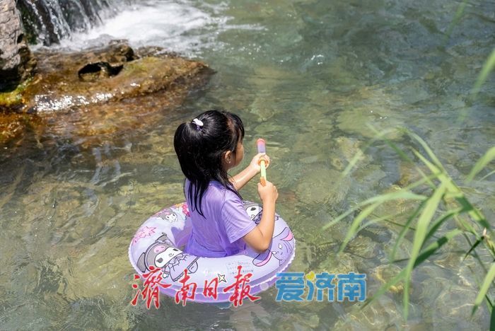 一年四季 泉在济南丨泉畔戏水享清凉