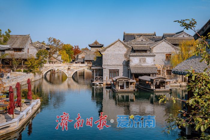 济南明水古城：秋日古意浓，水韵与斑斓交织的诗意画卷