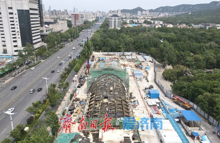 济南轨交4号线最“浅”与最“深”车站提速冲刺，确保年底通车