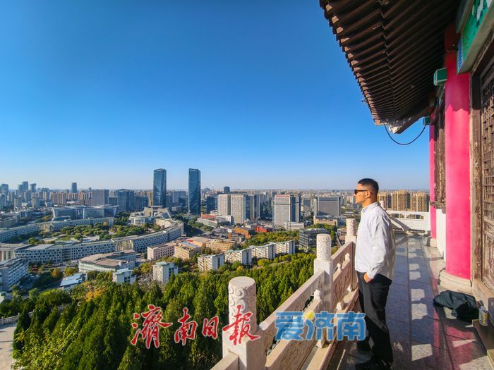 古建框住CBD！大山坡公园“同框机位”登顶路线来了