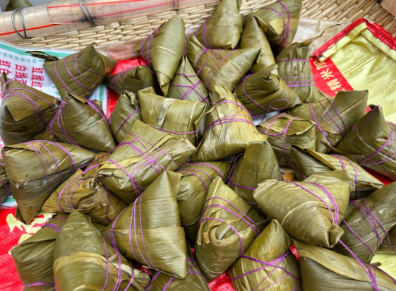 零售礼盒销量下滑三成，济南粽子市场靠企业团购和手工粽撑起“半边天”
