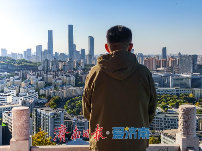 古建框住CBD！大山坡公园“同框机位”登顶路线来了