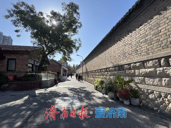 一年四季 泉在济南丨初冬暖阳映上新街 古建老街藏泉城冬韵