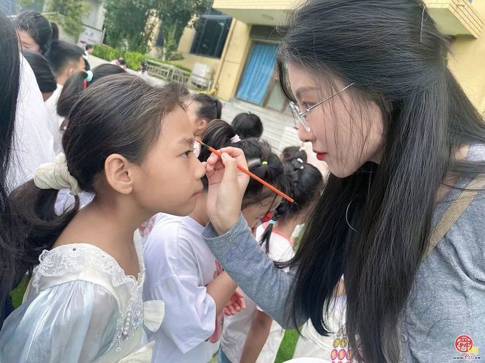 开笔启智 礼润童心——济南市北苑小学迎新活动