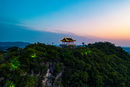 最新攻略来啦！快来坐着地铁逛公园