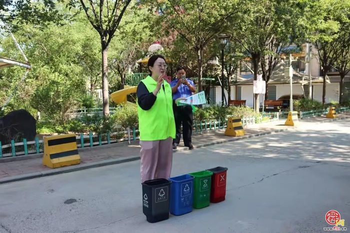 “小小城管员”上岗记！——普集瑞祥社区这场文明实践体验日超有料