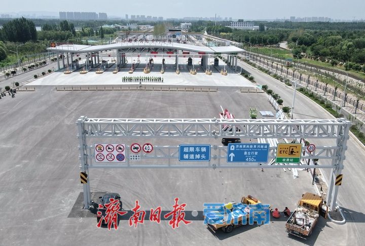 完成隧道全域沥青铺设，济南黄岗路黄河隧道主体路面全面成型