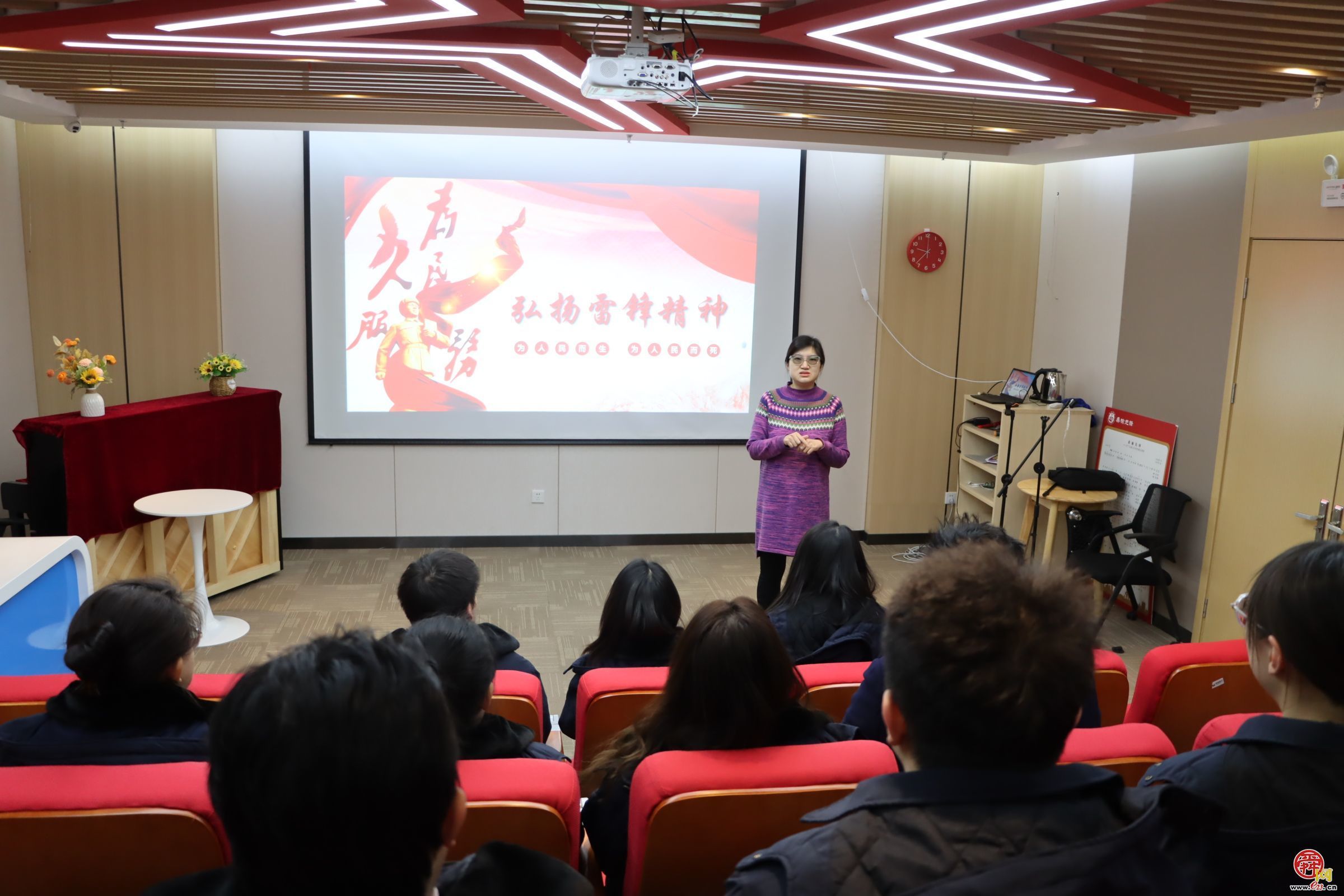 济南热力集团开展“学雷锋”志愿服务活动