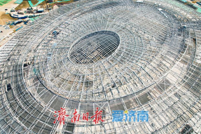 “环形钢铁穹顶”恢宏震撼 ！济南黄河体育中心游泳馆施工有序推进