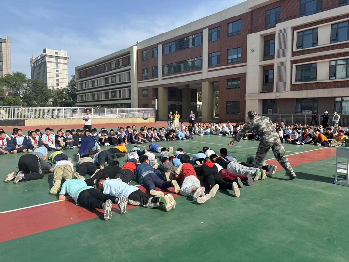 国防教育法制宣传走进济南市天桥区汇才小学