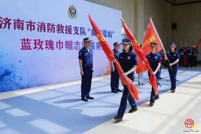 沾泥土 冒热气 志愿服务推动巾帼宣讲