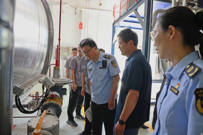 记者手记：阳光执法零距离 守牢安全第一线