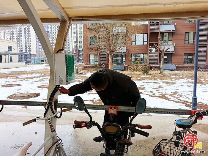 温情涌动暖民心 章丘区绣惠街道绣城社区开展学雷锋日志愿服务活动