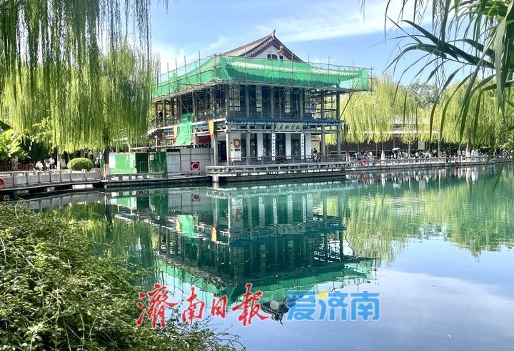 五龙潭名仕阁屋面维修进行时 遵循古建修缮原则