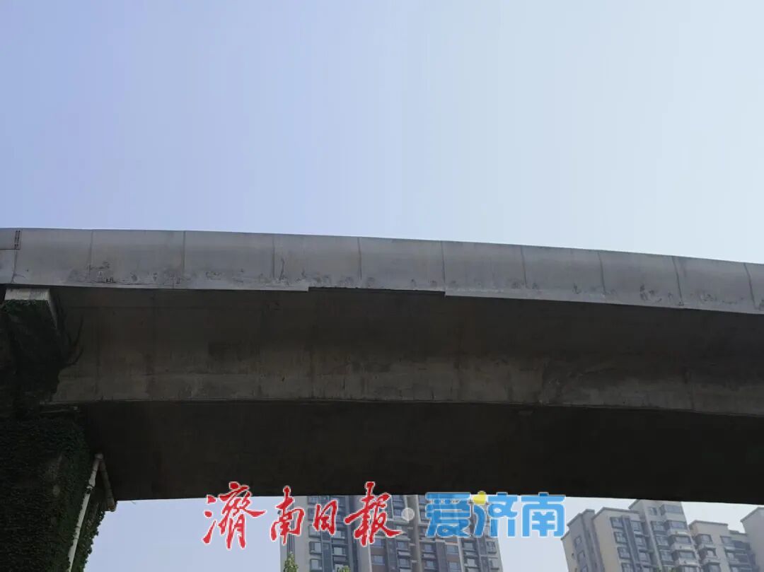 立交桥“导水小耳朵”痊愈啦！