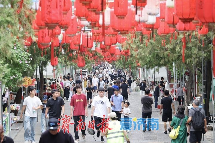 千佛山端午嘉年华启幕  美食戏曲齐绘粽香盛景