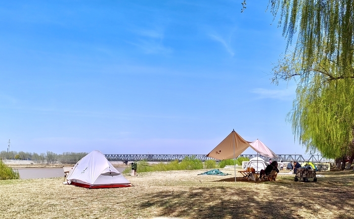 牧牛山上春光美 踏青露营玉符河