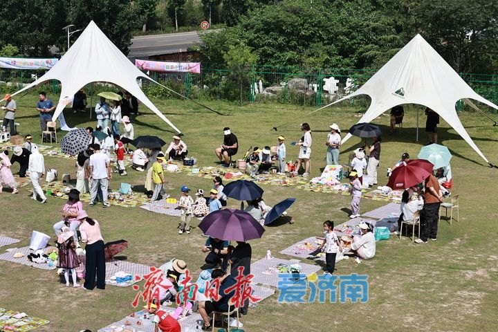 童趣市集欢乐开市