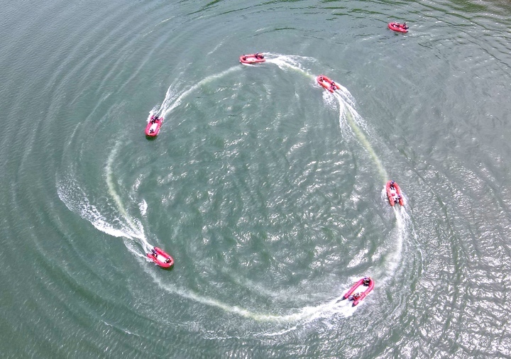 济南消防开展水域救援演练