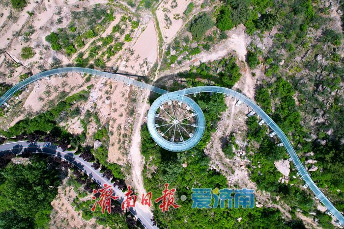 “闲置山村”蝶变“流量热土” 绽放乡村美丽经济