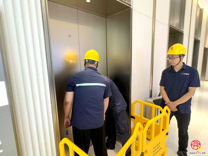 济南市市场监管局开展安全生产月应急救援演练与科普宣传活动