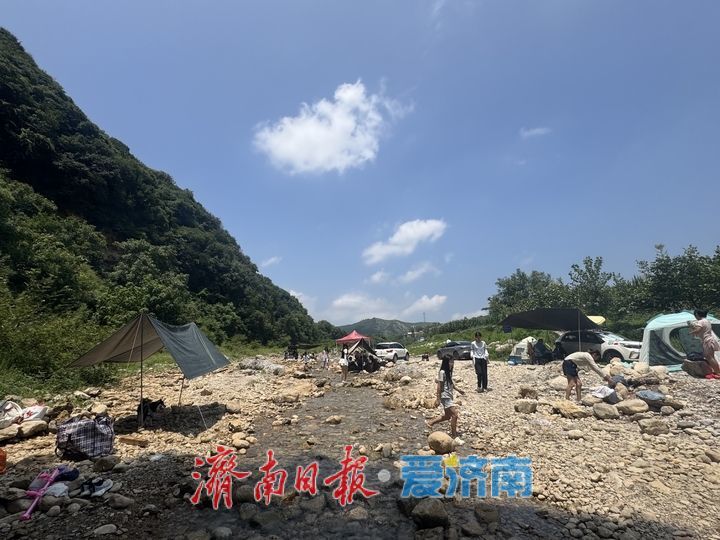 章丘西庵村戏水纳凉 乐享夏日时光