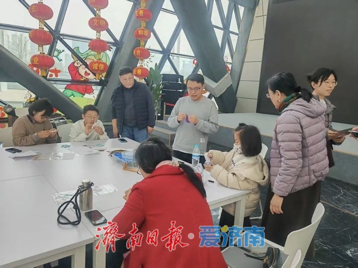 “泉”在济南过大年｜“瑞雪迎春兆丰年”创意折纸亲子体验活动在济南市美术馆（济南画院）举办 