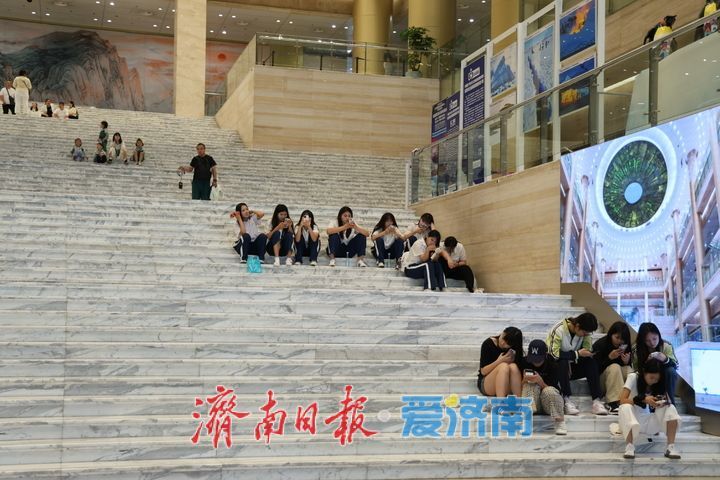 邂逅齐鲁文脉 博物馆成毕业游玩新选择