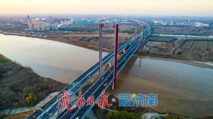 项目强省会｜京台高速公路齐济段改扩建项目加速推进，预计年底通车