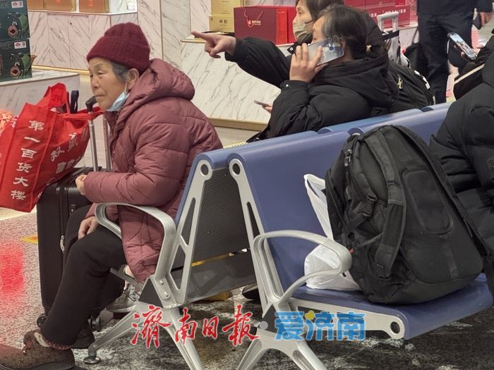 春运启幕，归乡人奔赴团圆