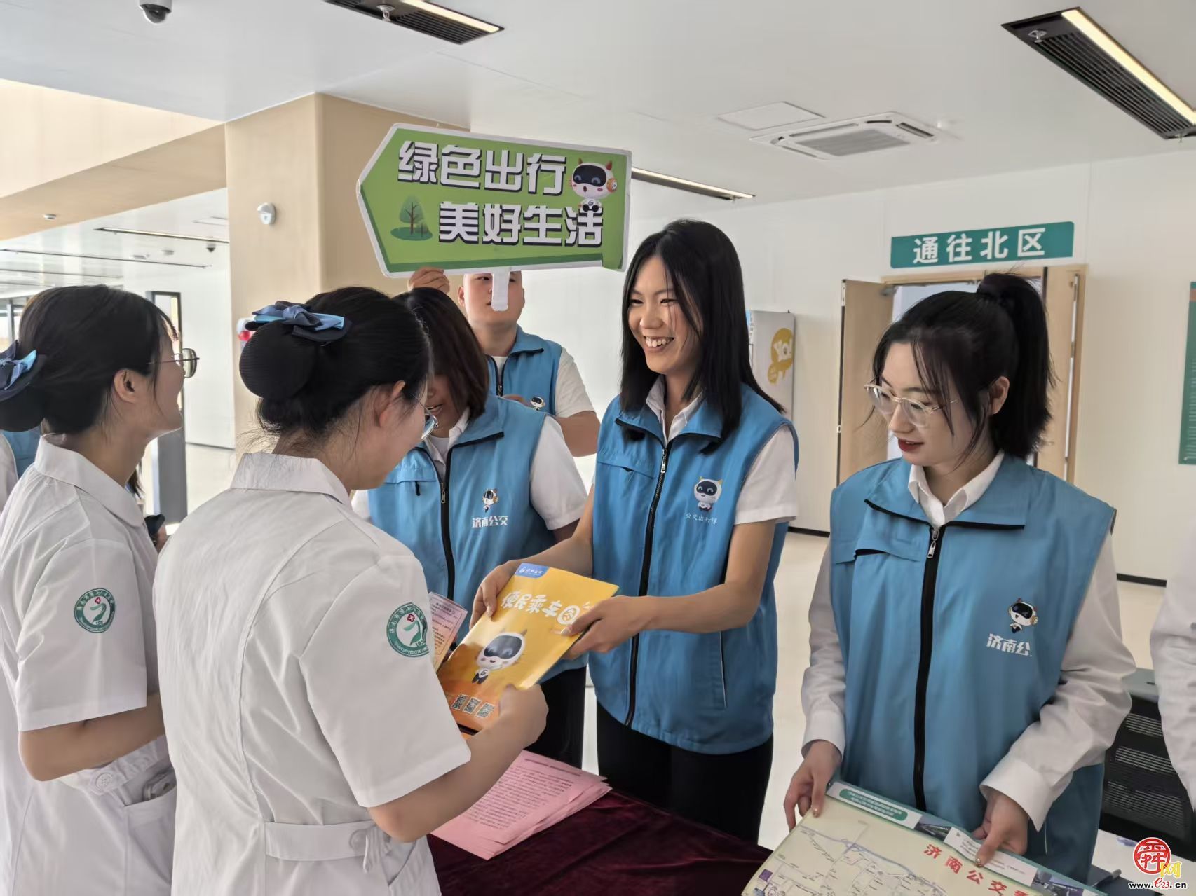 济南公交开进医院！516路、517路直达门诊楼，还有首条健康专线