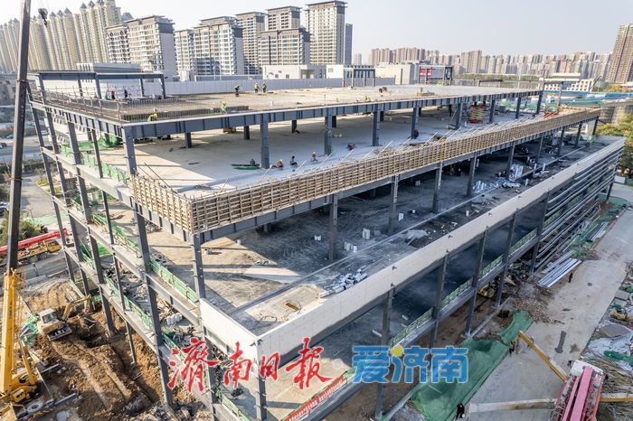历城区优信整备中心项目建设加速推进，将与凤凰路停车场互联