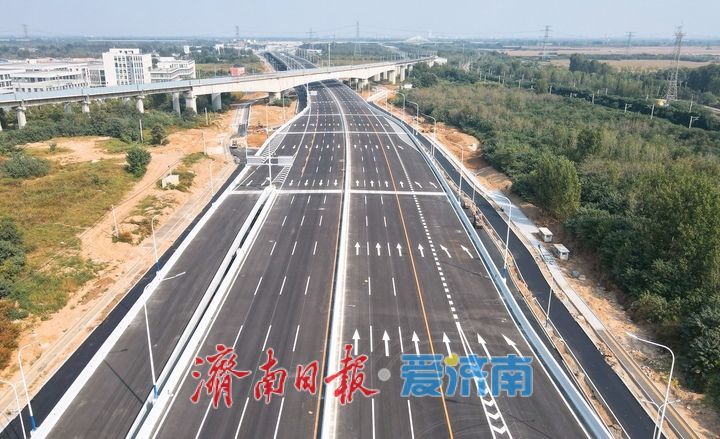 济南工业北路快速路东延项目双向八车道新建高架路展现雄姿