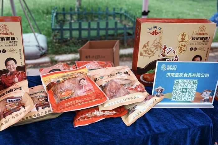 “泉水人家”“点赞商河”组团亮相小麦高产竞赛 展区里济南好物“圈粉”忙