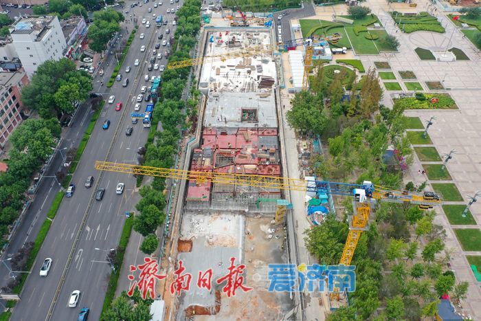 泉城广场南侧建智慧停车场 破解核心区双重难题