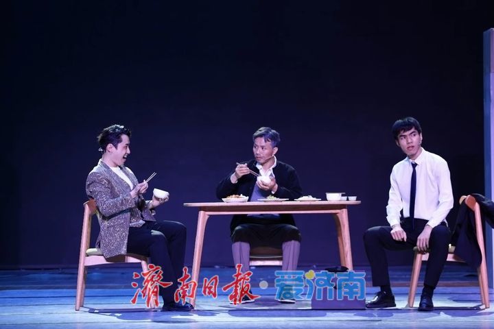 岱青海蓝映初心，一念之间见廉韵——音乐剧《一念之间》斩获两项省级廉洁文化荣誉