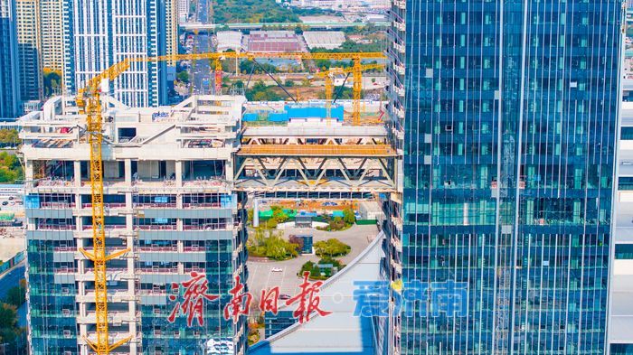 210米新地标！济南西部天际线迎来“云端相接”新景观