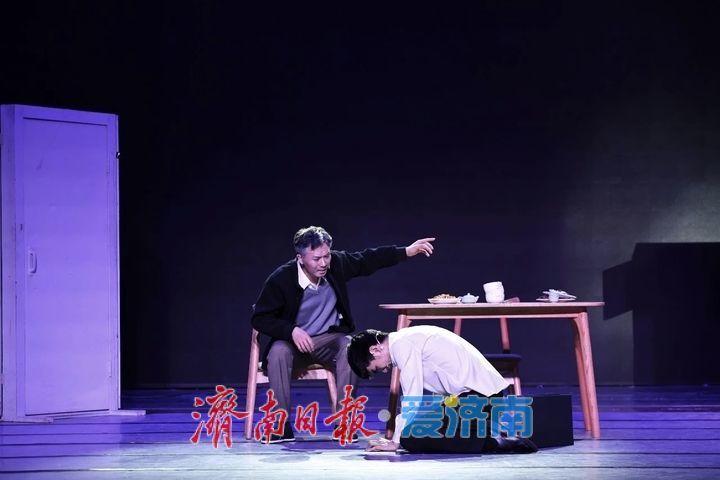 岱青海蓝映初心，一念之间见廉韵——音乐剧《一念之间》斩获两项省级廉洁文化荣誉